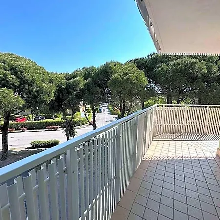Ξενοδοχείο Spacious Flat Close To The - Beahost