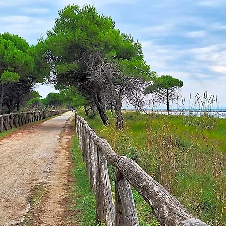 Ξενοδοχείο Spacious Flat Close To The - Beahost 3*